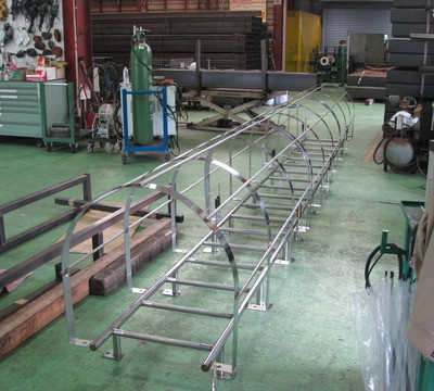 ステンレス製ハシゴ