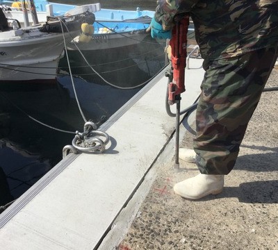 カンタン！車止め設置！！