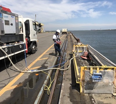 スラッシュカット部隊 in 四日市港