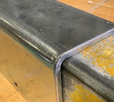 係留索（係船ロープ）をより滑らかに。